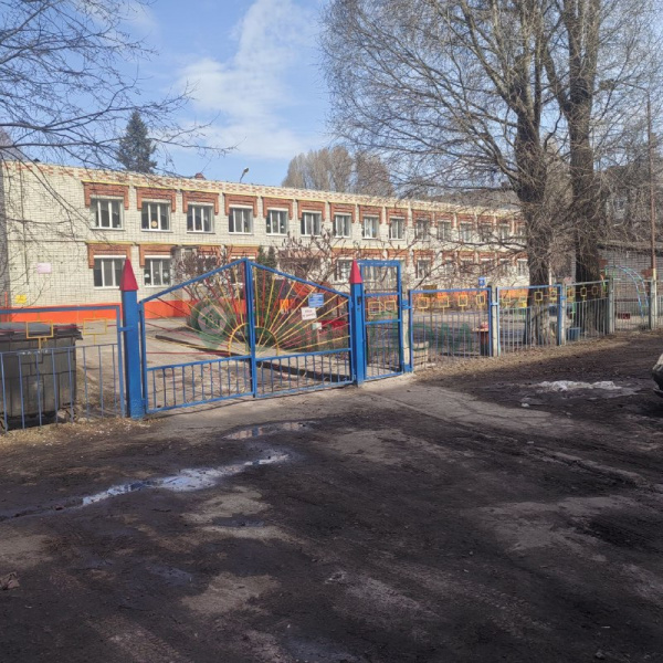 Брянск город, Менжинского улица, дом 11
